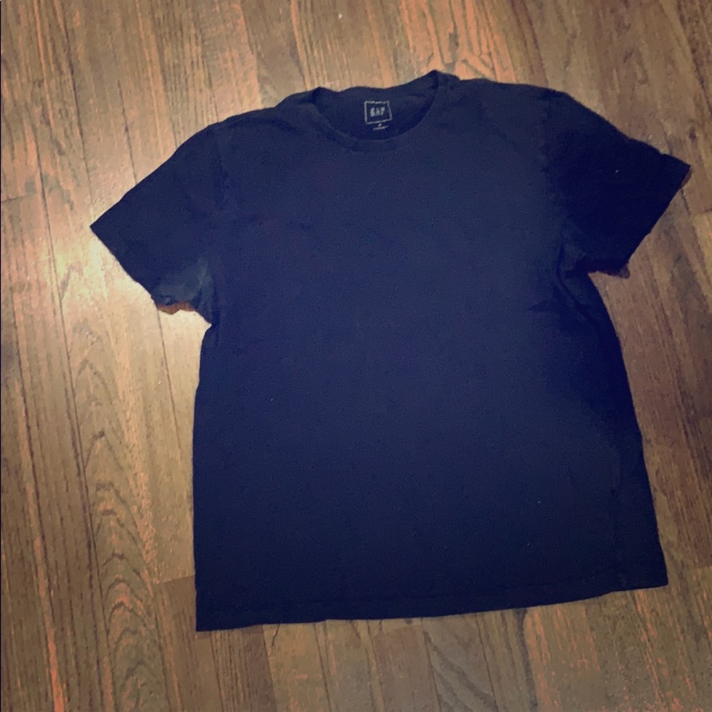 Black t-shirt